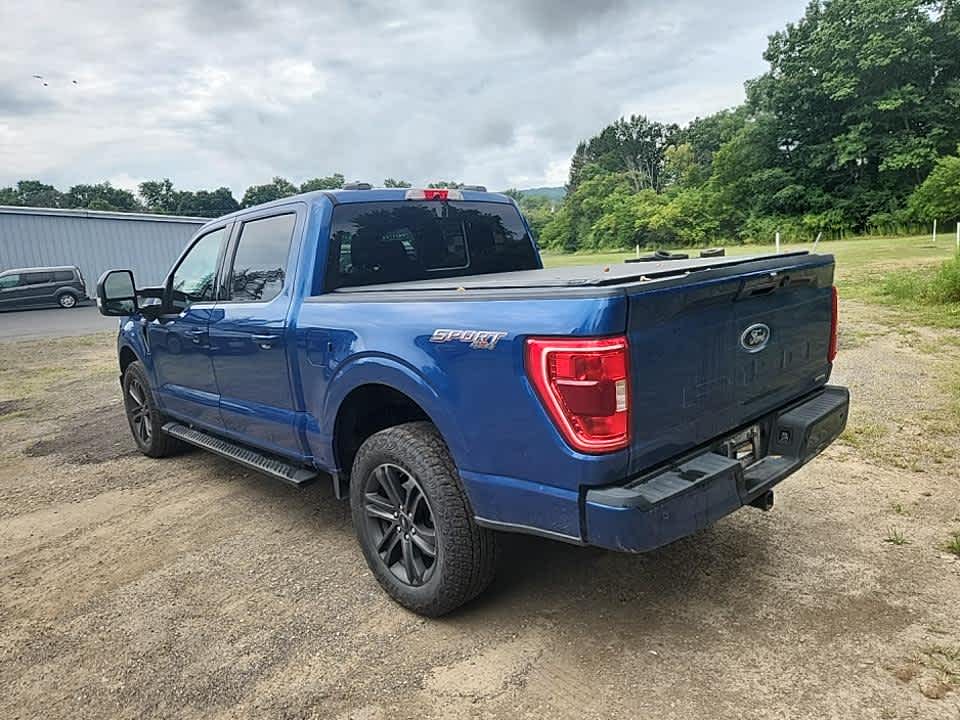 2022 Ford F-150 XLT photo 2