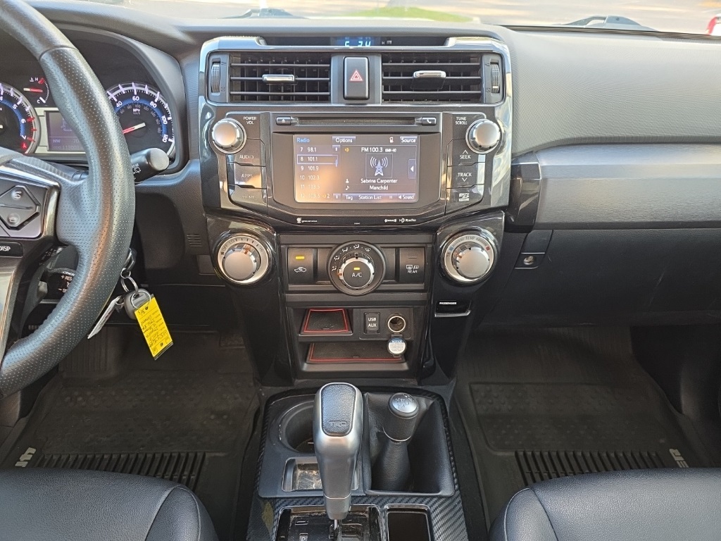 2017 Toyota 4Runner TRD Pro photo 14