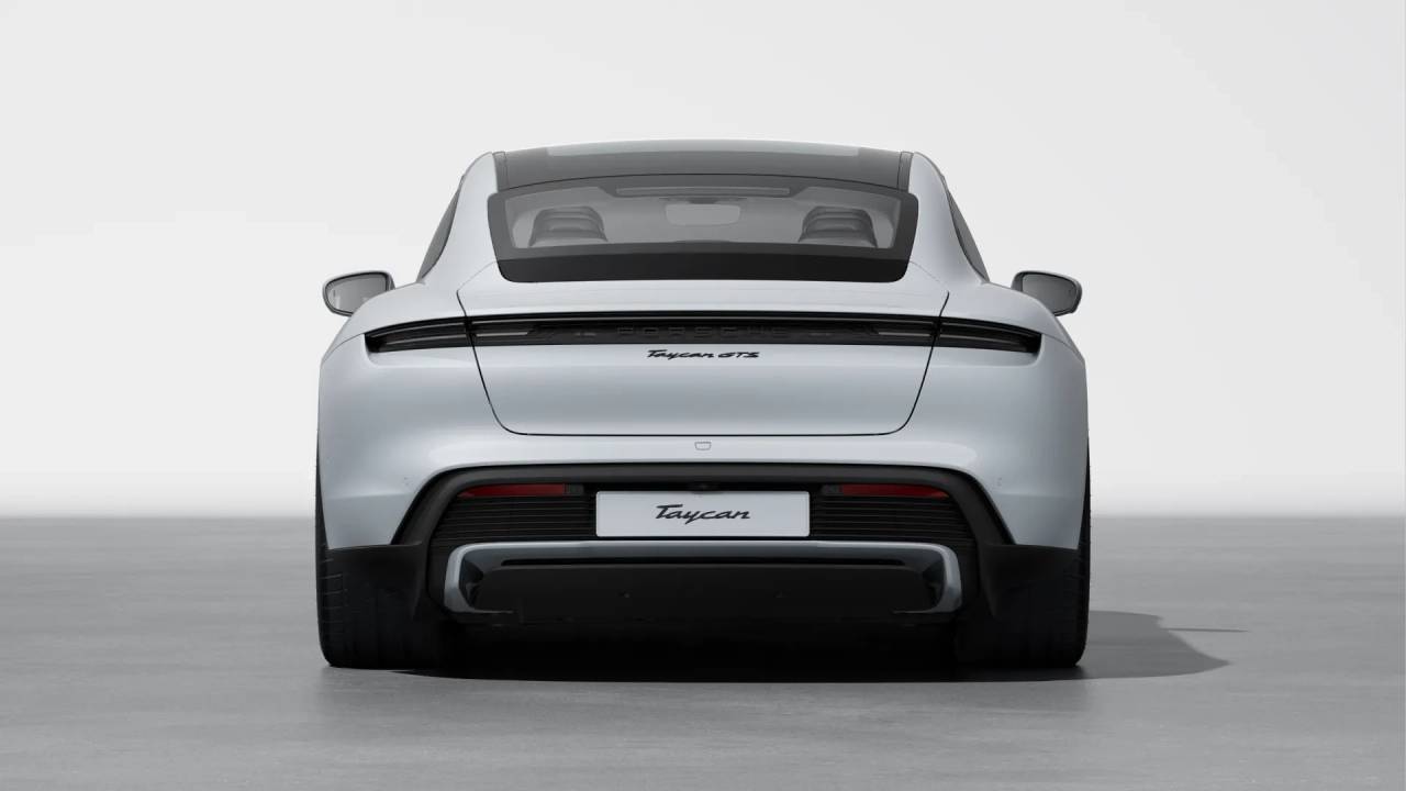 2026 Porsche Taycan GTS photo 8