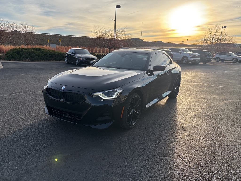 2024 BMW 2 Series 230i's photo