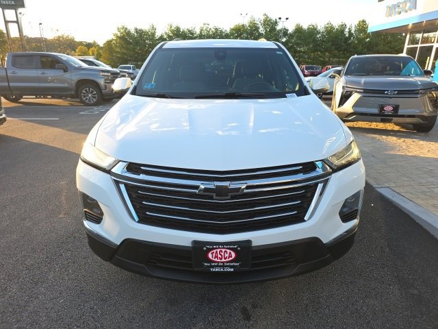 2023 Chevrolet Traverse Cloth photo 2