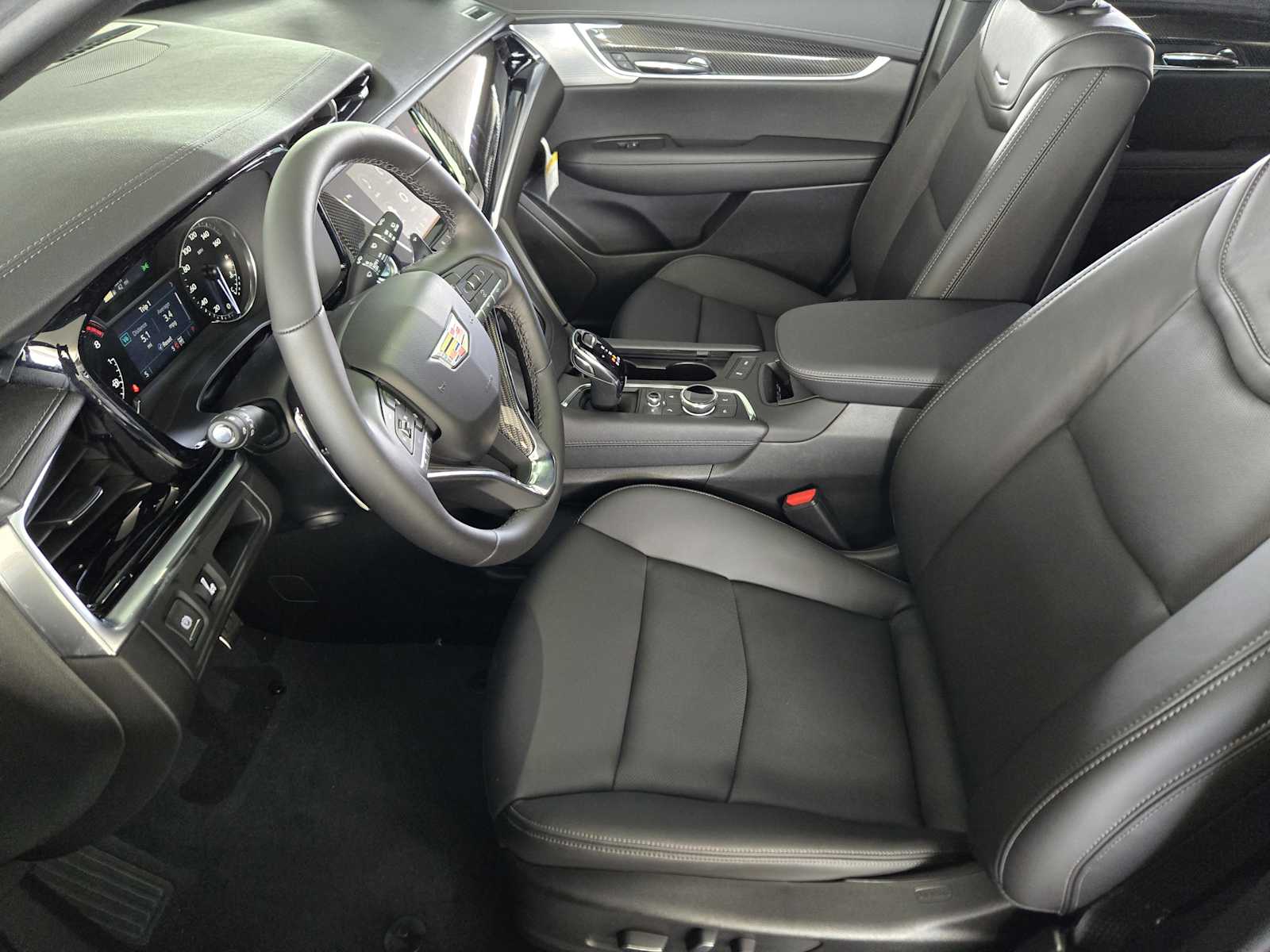 2025 Cadillac XT6 Sport photo 8
