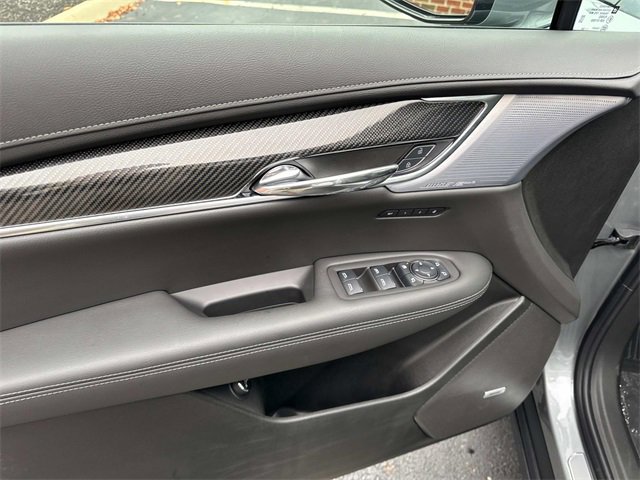 2025 Cadillac XT6 Sport photo 17