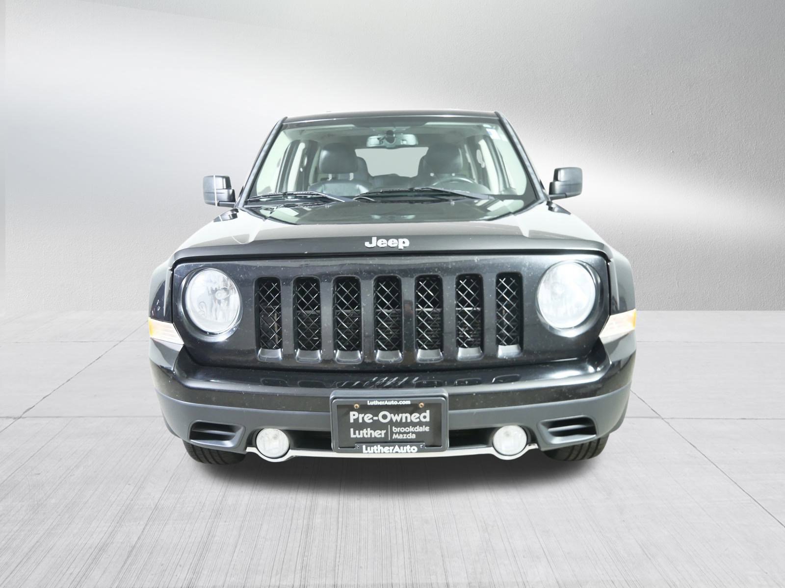 2016 Jeep Patriot High Altitude Altitude Edition photo 2