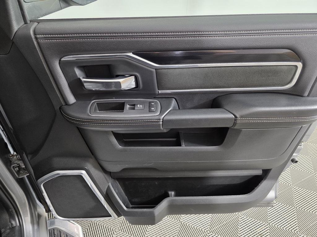 2022 Ram 2500 Laramie photo 26