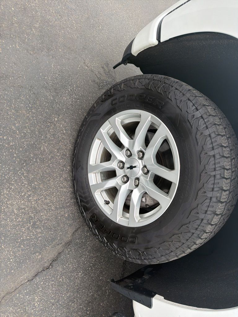 2021 CHEVROLET SILVERADO - Image 2