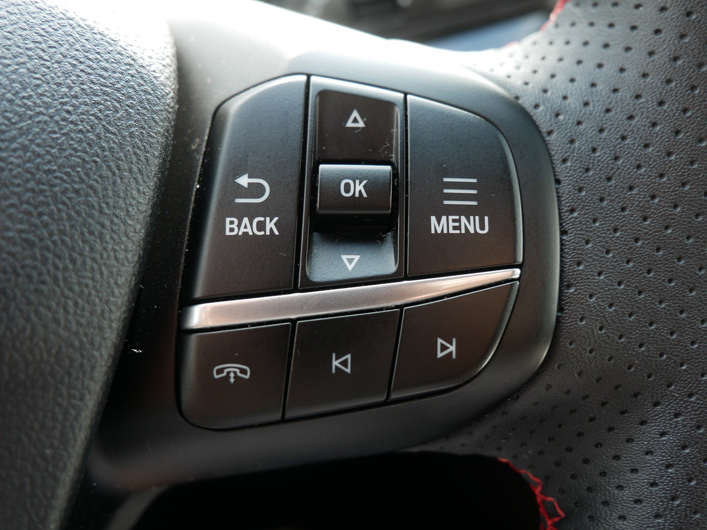 2024 Ford Escape ST-Line photo 21