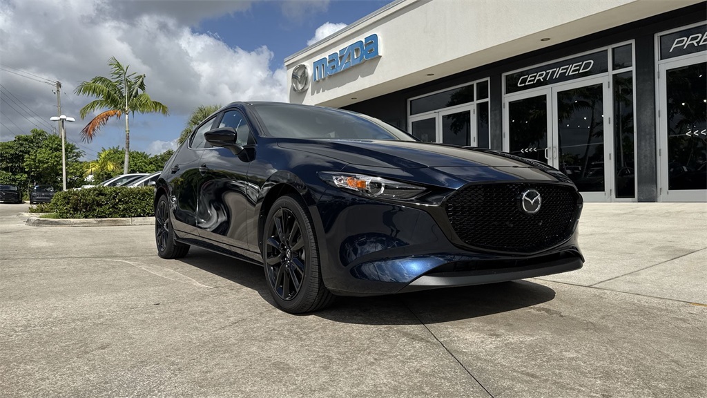 2025 Mazda Mazda3 Hatchback 2.5 Select Sport photo 30
