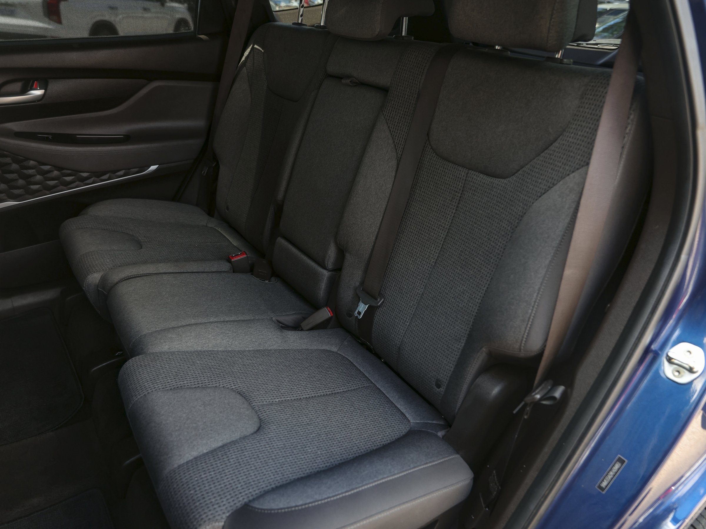 2020 Hyundai Santa Fe SEL photo 28