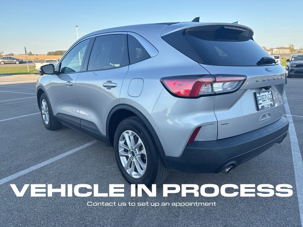 2020 Ford Escape SE photo 3
