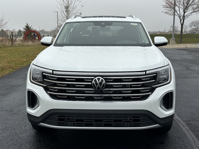 2026 Volkswagen Atlas SEL photo 3