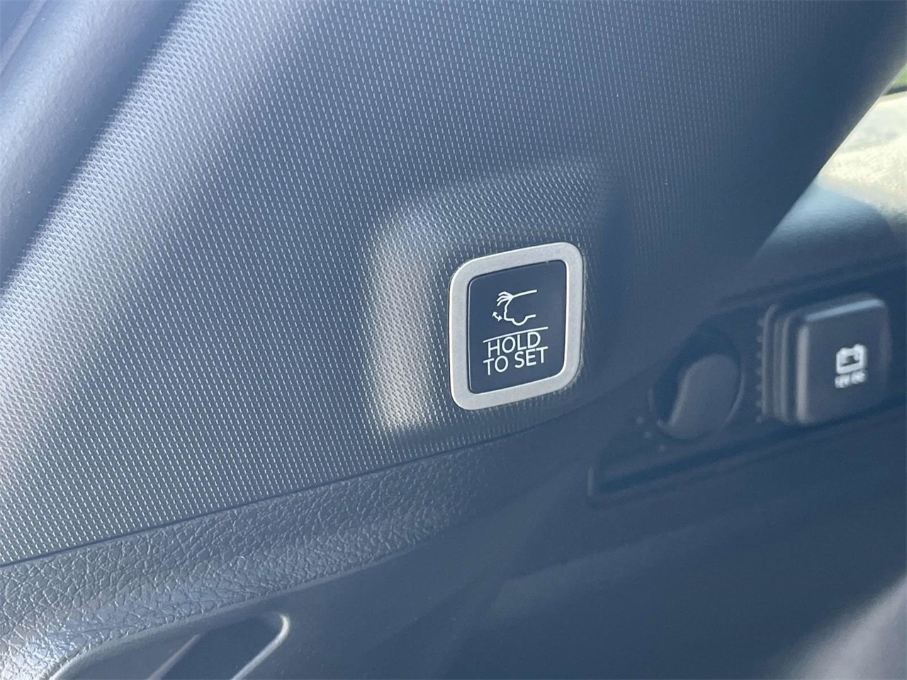 2025 Jeep Grand Cherokee Limited photo 24
