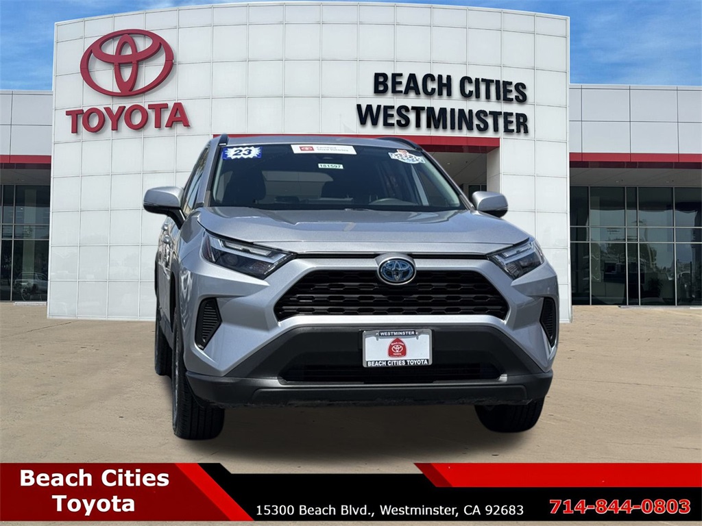 2023 Toyota RAV4 Hybrid LE photo 3