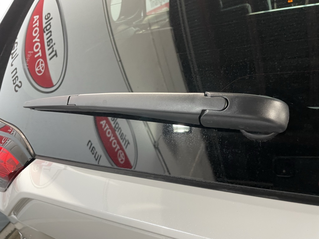 2024 Toyota RAV4 Hybrid SE photo 20