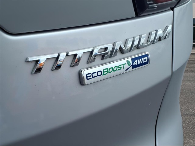 2017 Ford Escape Titanium photo 5