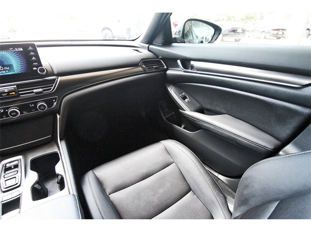 2020 Honda Accord Sport 2.0T photo 8