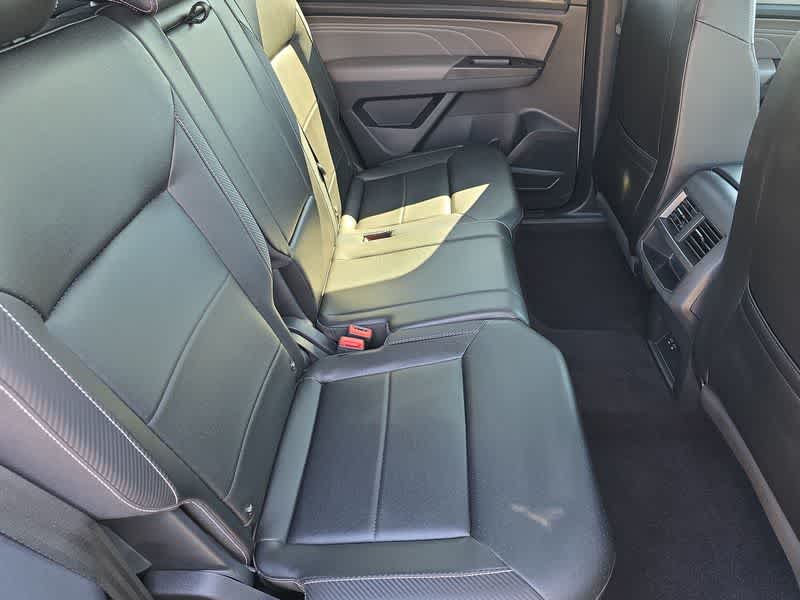 2021 Volkswagen Atlas Cross Sport V6 SE Technology photo 17