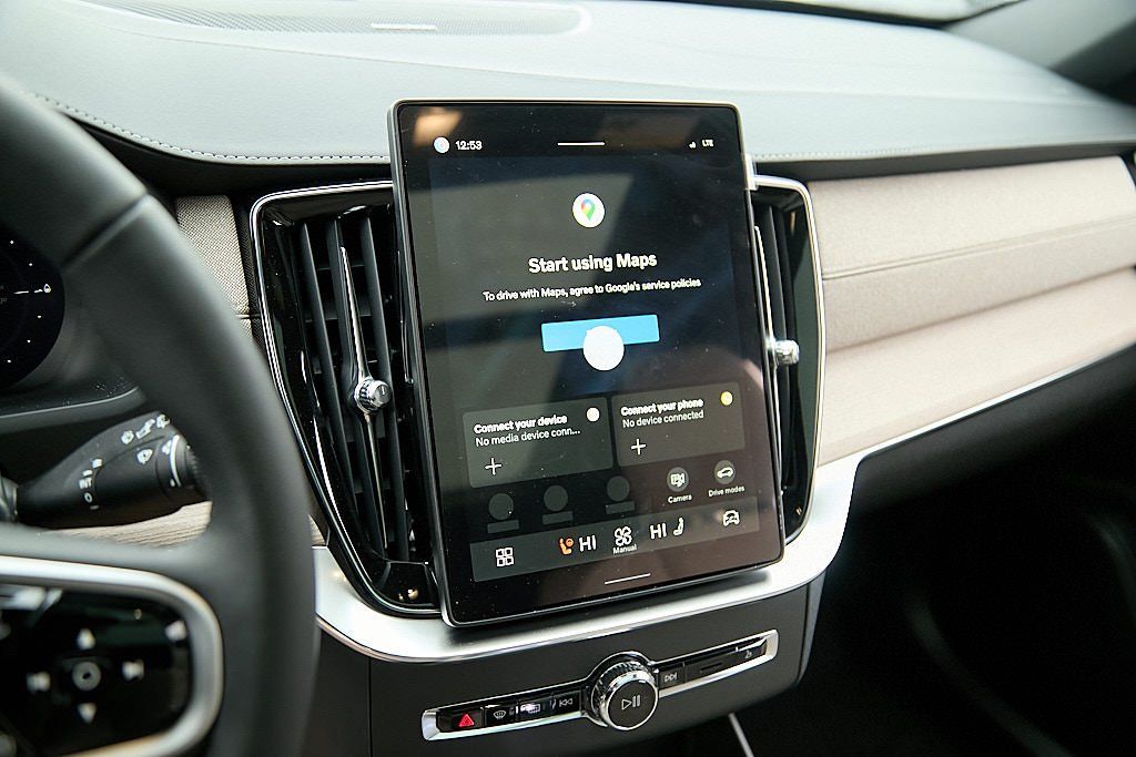 2026 VOLVO XC90 - Image 14