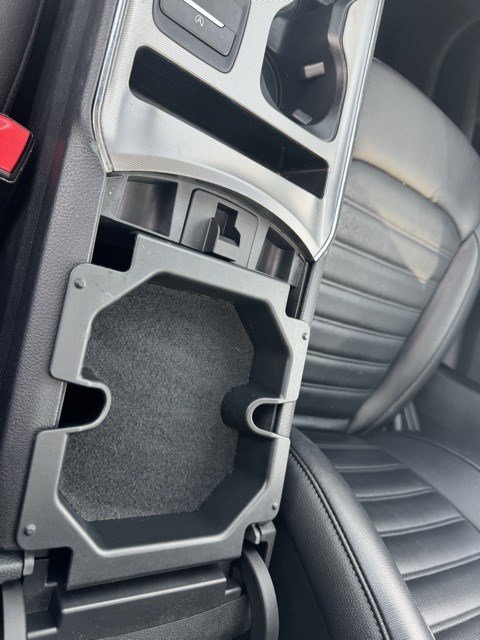 2022 Ford Edge SEL photo 23