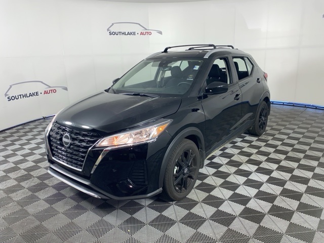 2024 Nissan Kicks SV photo 2