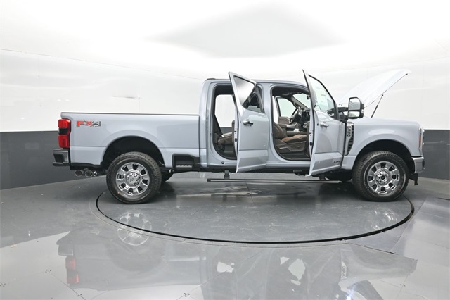 2025 Ford F-350 King Ranch photo 41