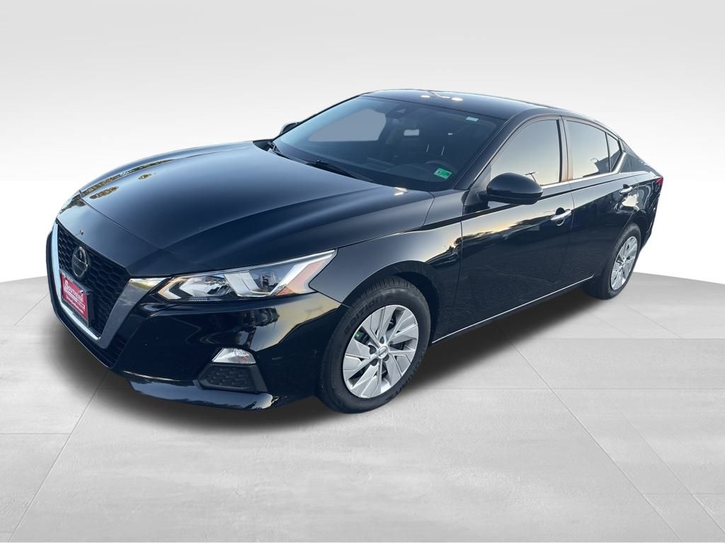 2021 Nissan Altima 2.5 S photo 2