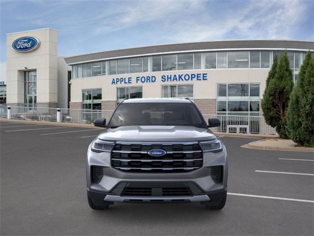 2025 Ford Explorer photo 8