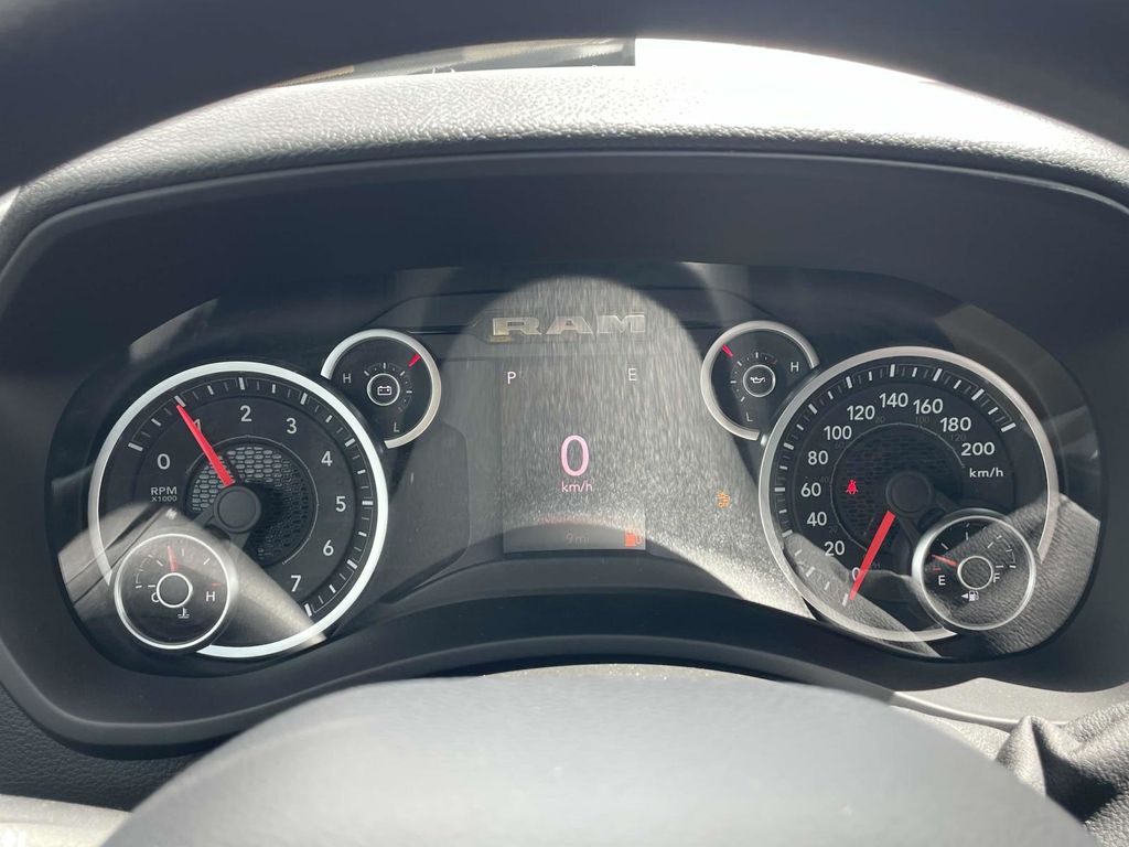 2026 Ram 2500 Tradesman photo 27