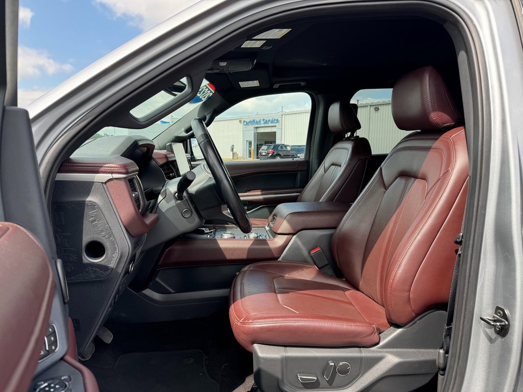 2023 Ford Expedition Limited photo 9