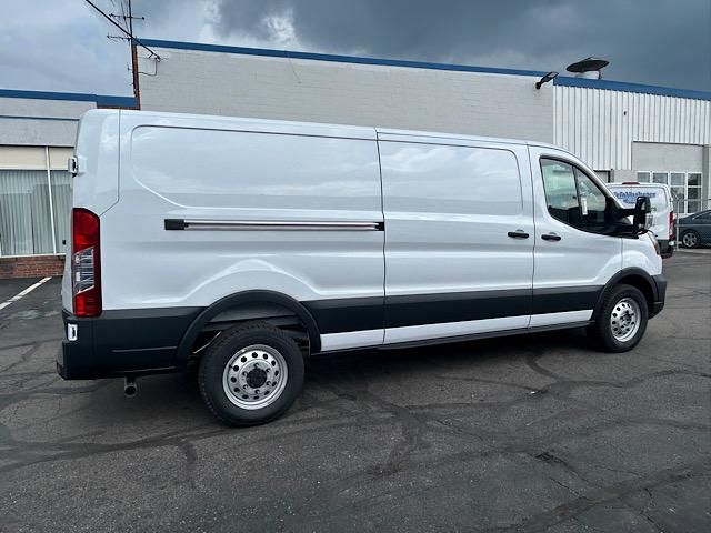 2025 Ford Transit photo 10