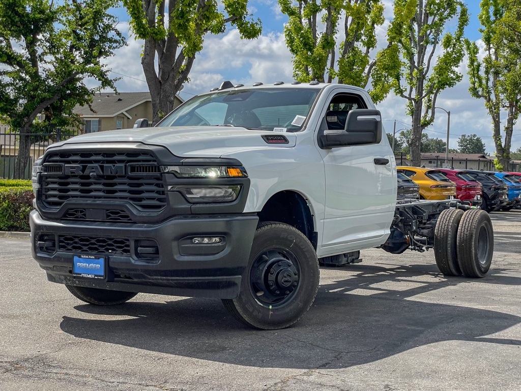 2025 RAM Ram 3500 Chassis Cab Tradesman's photo