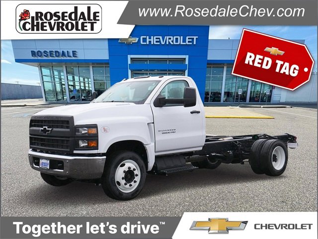 2024 Chevrolet Silverado 4500 Medium Duty Chassis Cab Work Truck's photo