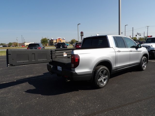 2023 Honda Ridgeline RTL photo 13