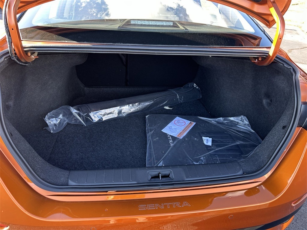 2025 Nissan Sentra SR photo 34
