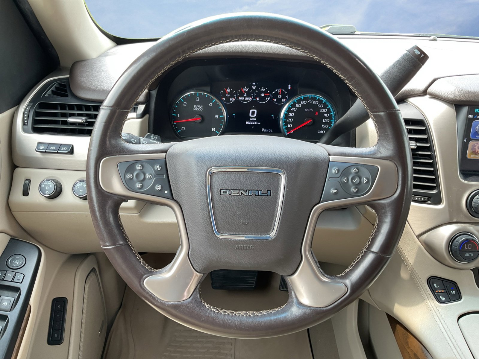 2019 Gmc Yukon XL Denali photo 19