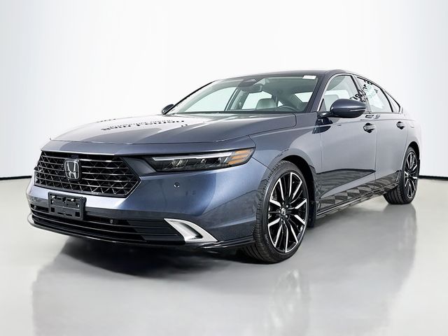 2024 Honda Accord Hybrid Touring photo 2