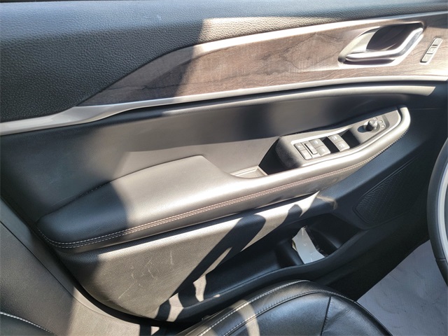 2023 Jeep Grand Cherokee Limited photo 28