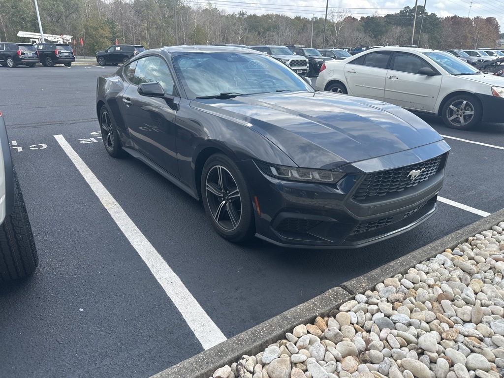 2024 Ford Mustang EcoBoost photo 2