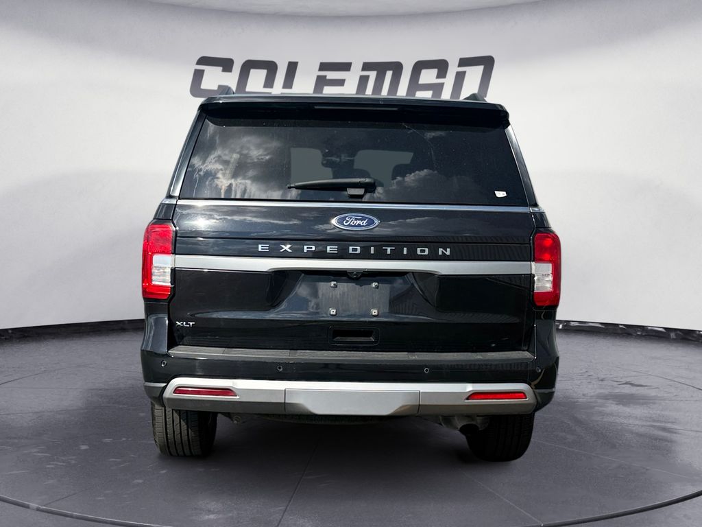 2024 Ford Expedition XLT photo 3