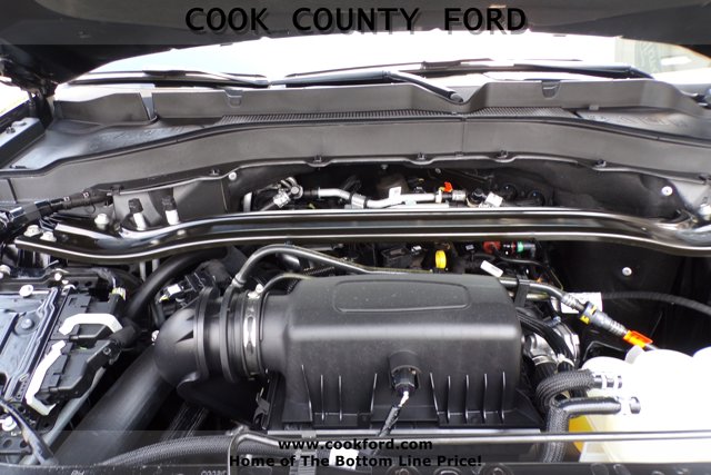 2024 Ford Explorer ST-Line photo 20