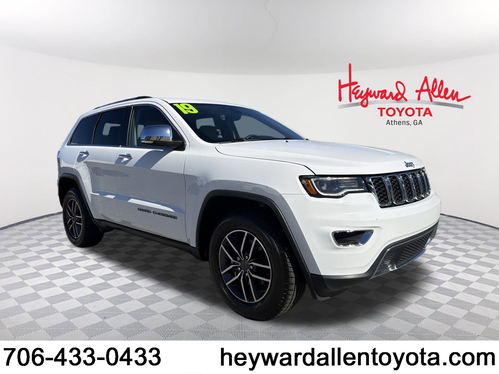 2019 Jeep Grand Cherokee Limited's photo