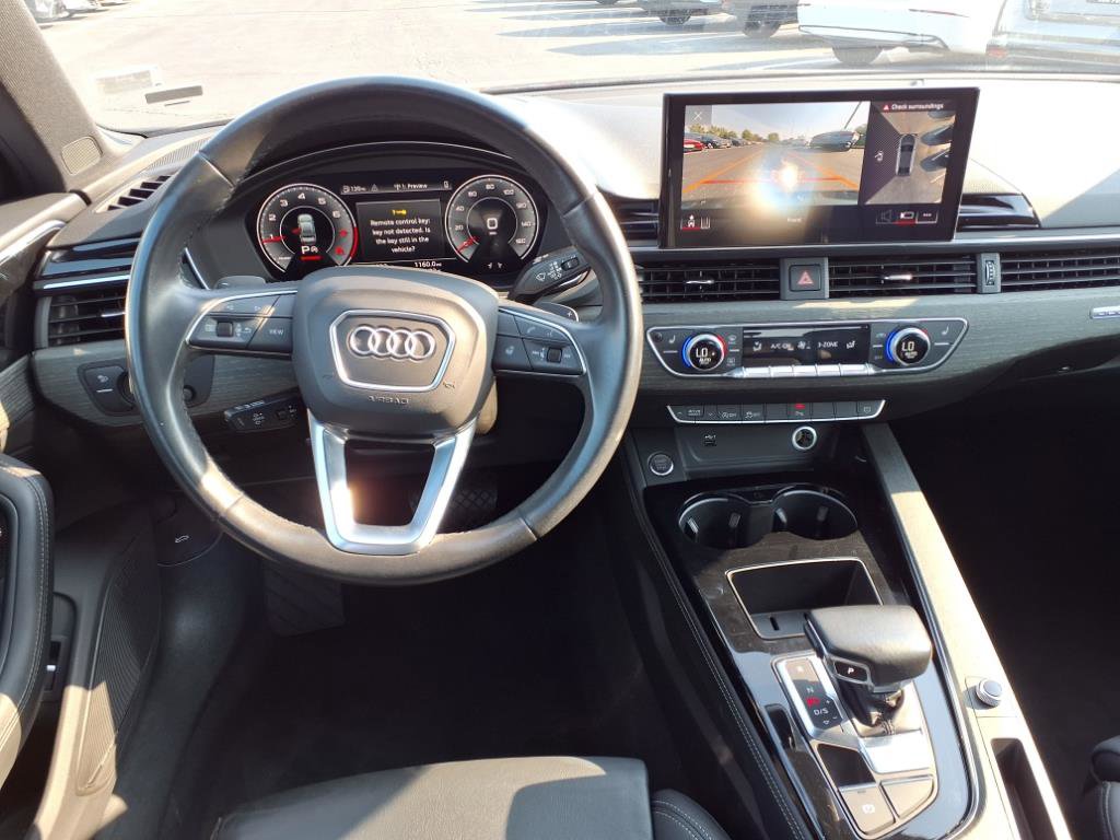 2023 Audi A4 S line Quattro Premium Plus photo 3
