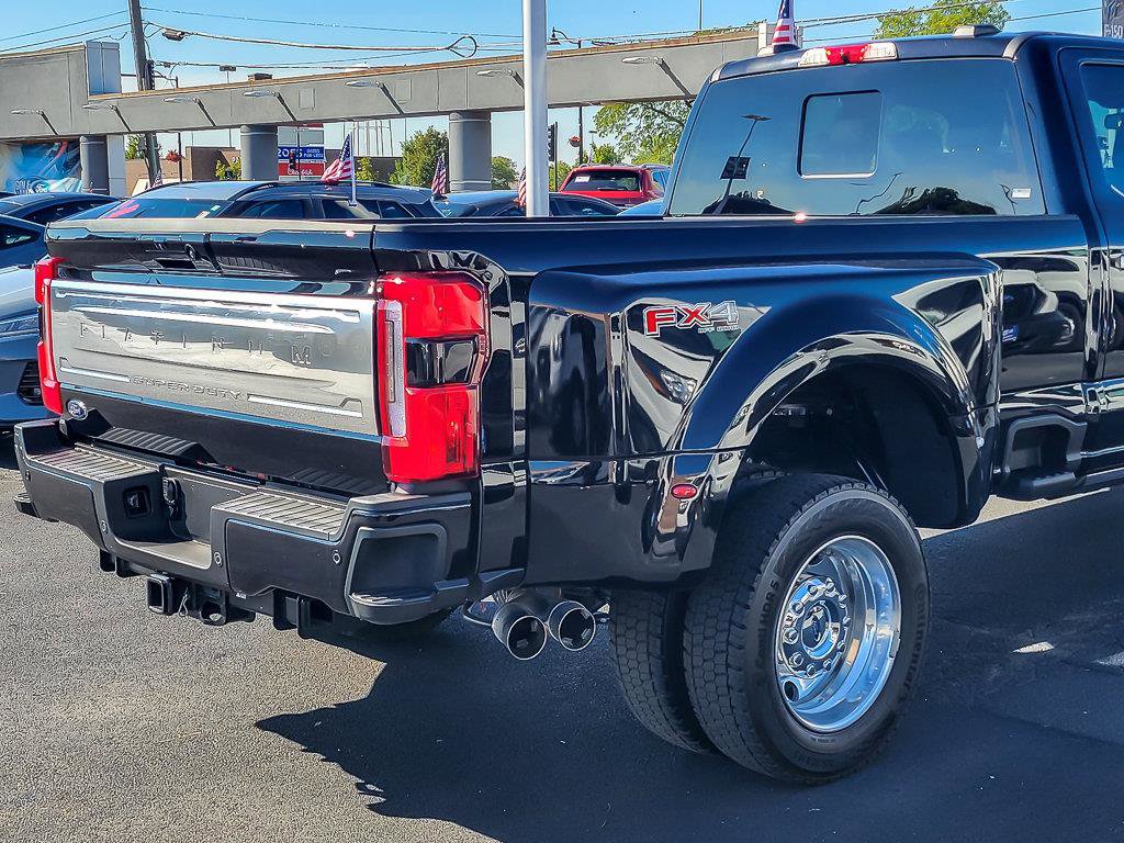 2025 FORD F-450 - Image 8