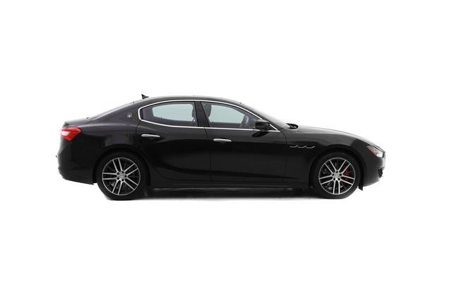 2019 Maserati Ghibli S Q4 photo 4