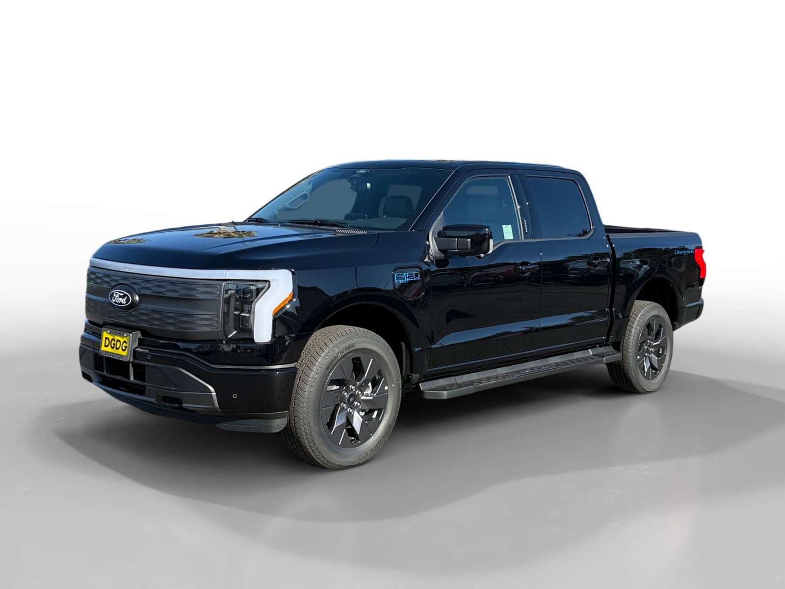 2025 Ford F-150 Lightning Lariat's photo