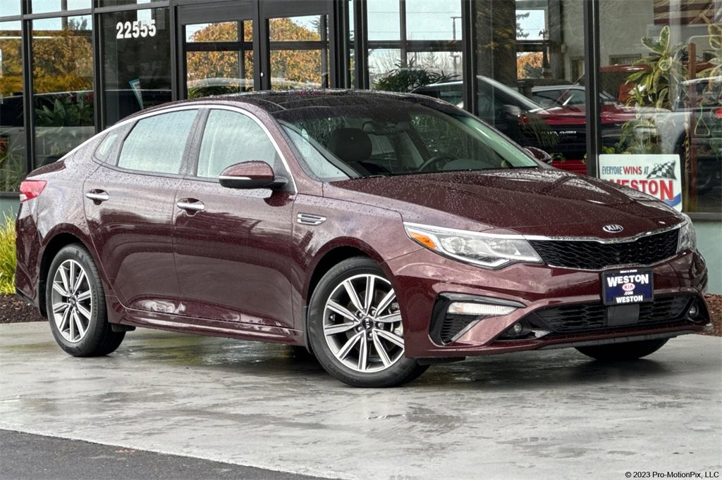 2019 Kia Optima EX's photo