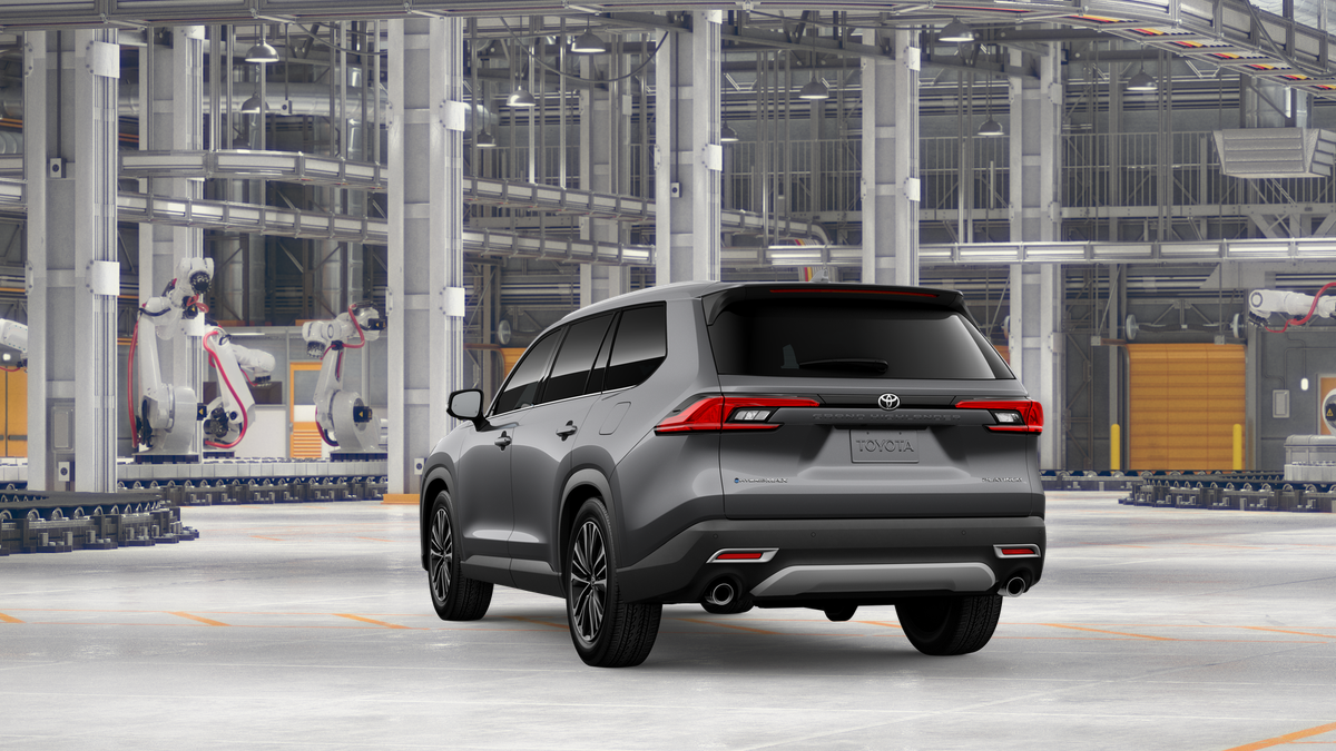 2026 Toyota Highlander Hybrid Platinum photo 4