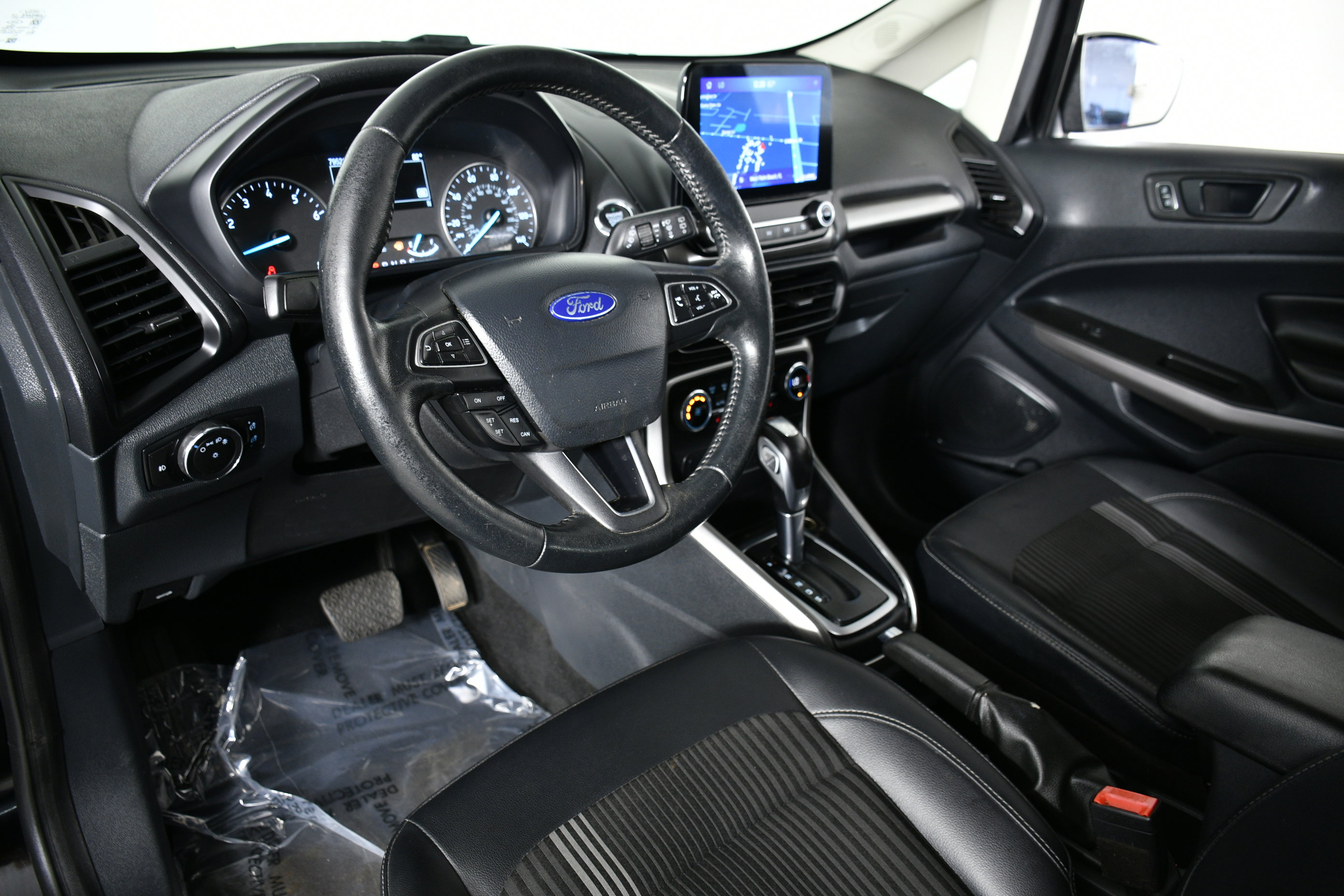 2020 Ford EcoSport SES photo 18
