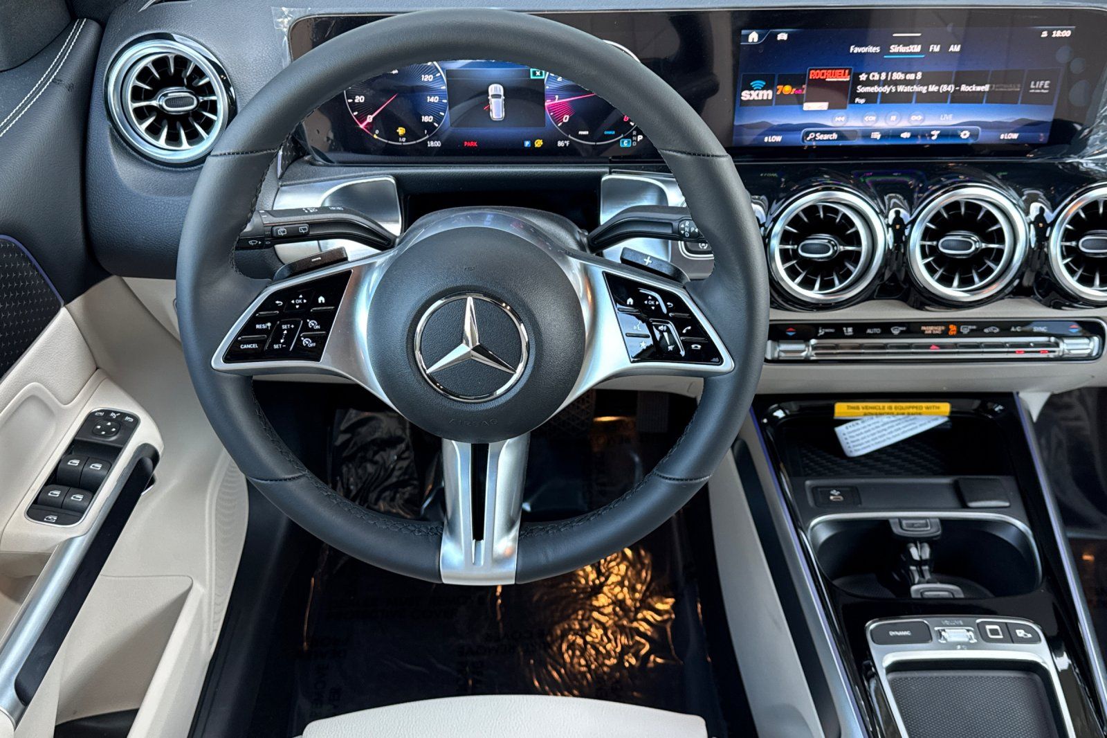 2025 Mercedes Benz GLB 250 photo 20