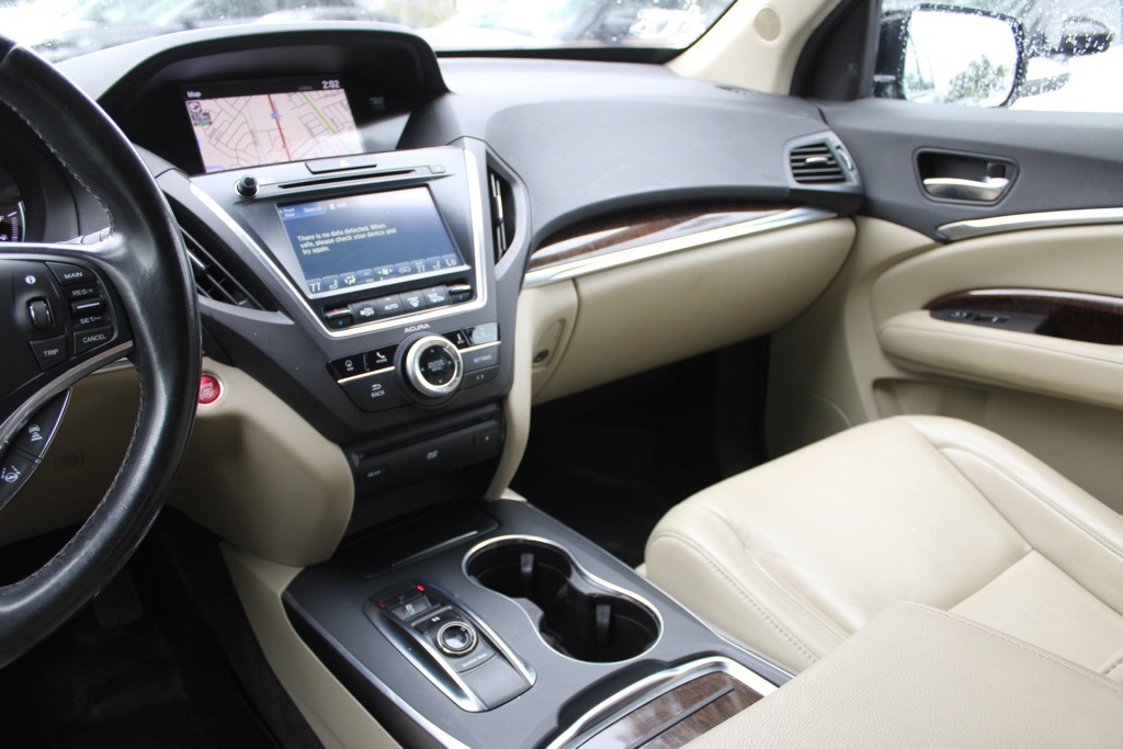 2018 Acura MDX SH-AWD Technology Entertainment photo 16